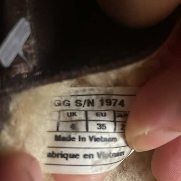 UGG Ascot Slip-on Shoes Espresso - Picture 5 of 6